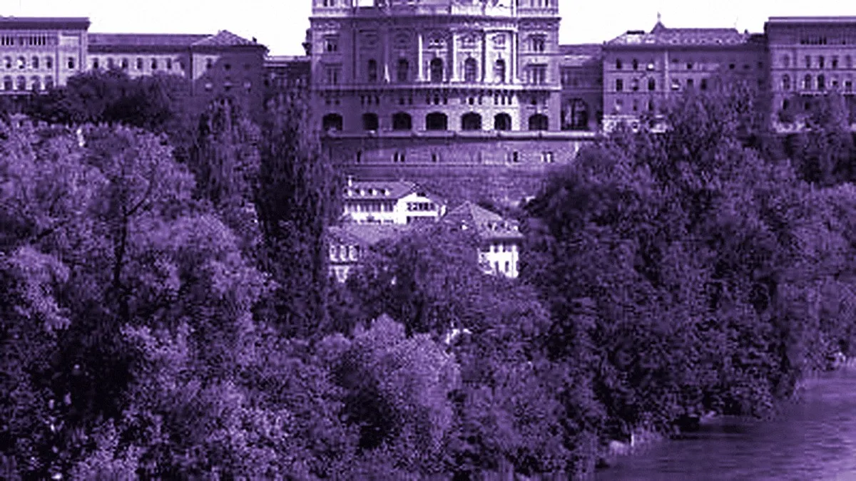 Bern, Switzerland — panoramic view of Federal Palace