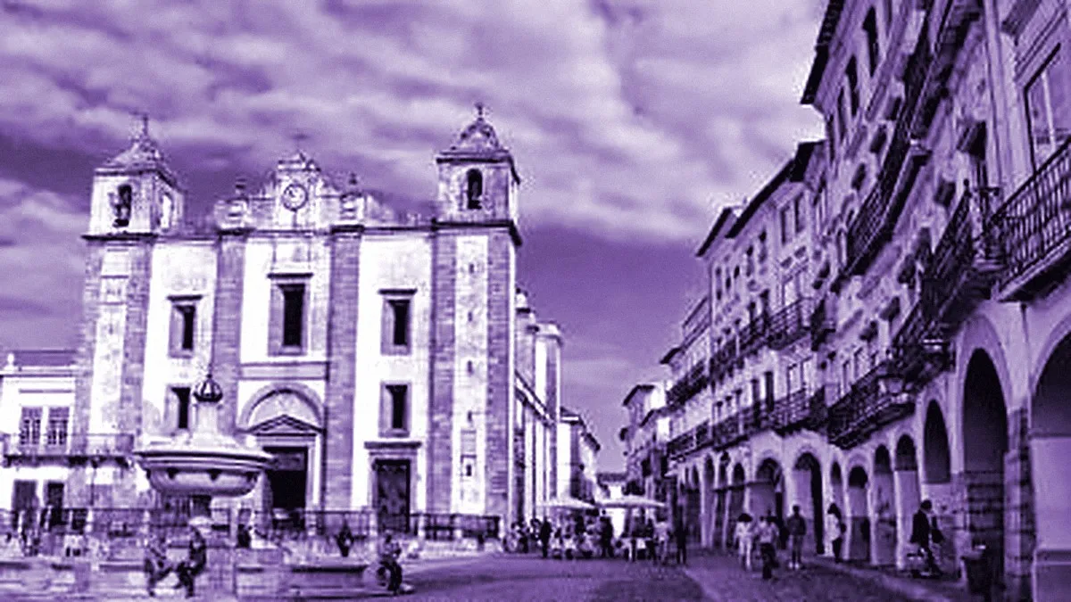 Évora, Portugal — panoramic view of Giraldo Square