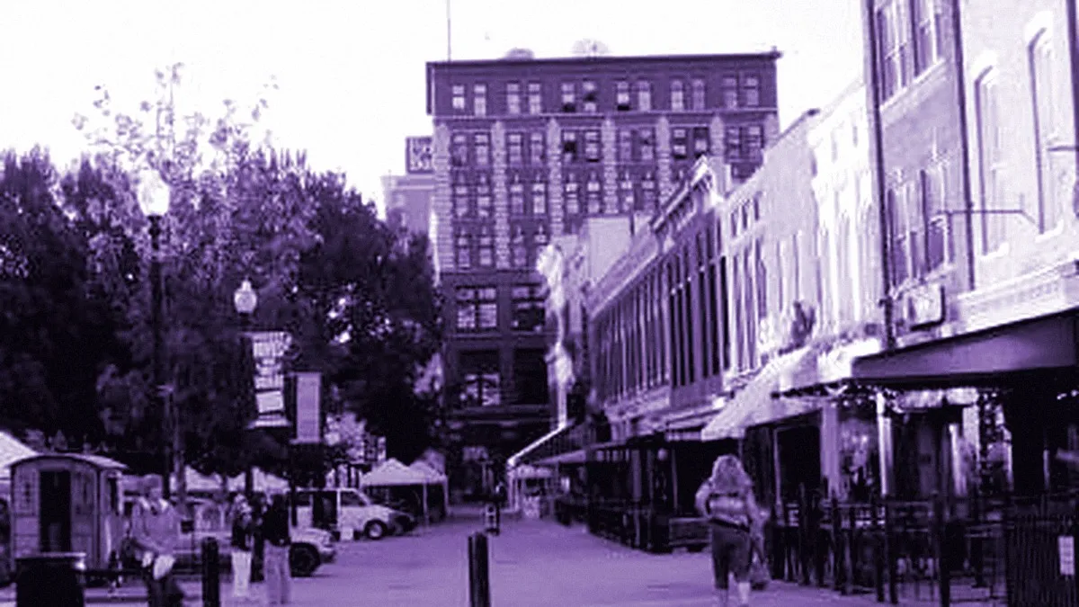 Knoxville, United States — panoramic view of the Market Square