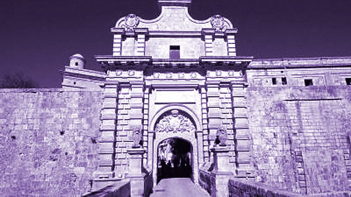 Mdina, Malta — panoramic view of Mdina Gate