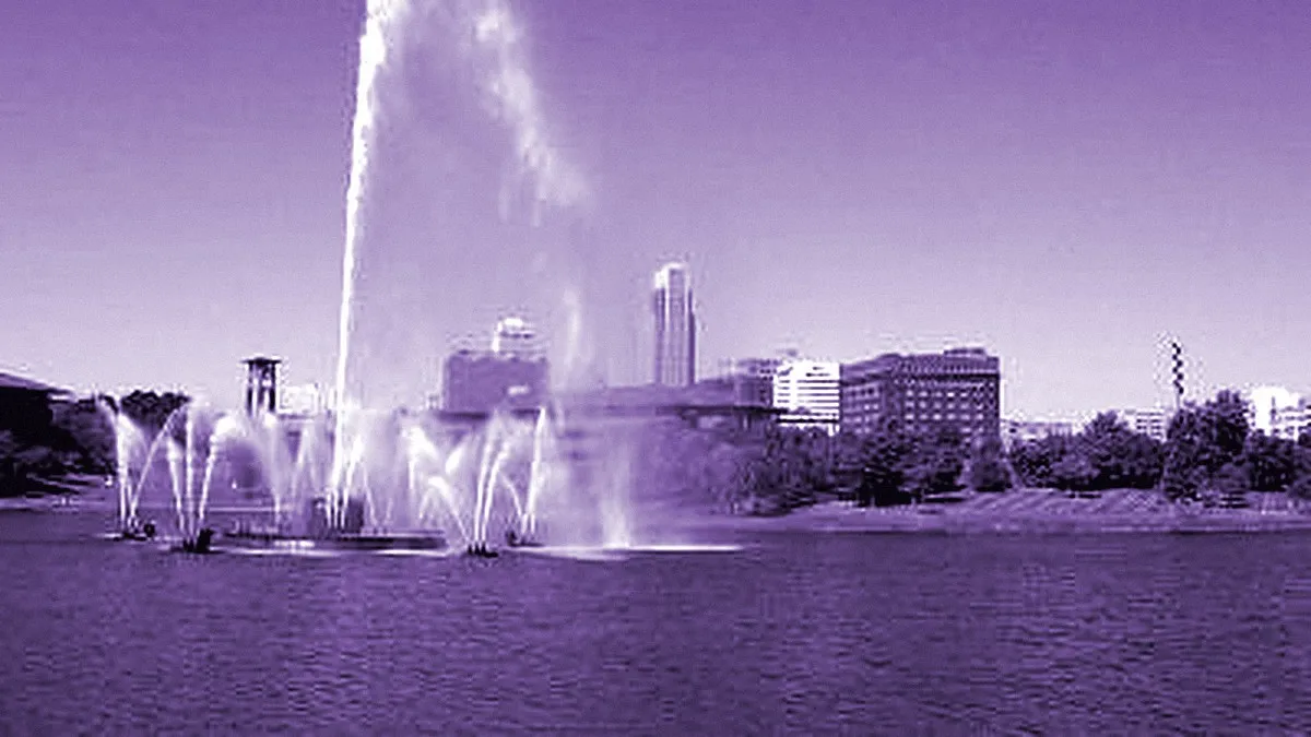 Omaha, United States — panoramic view of Heartland of America Park