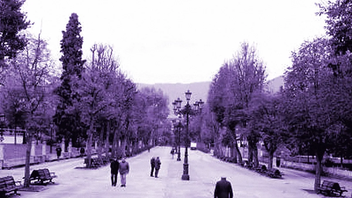 Oviedo, Spain — panoramic view of San Francisco Park