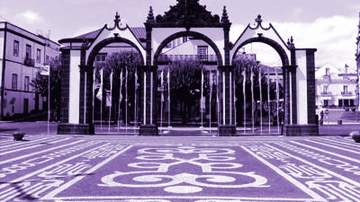 Ponta Delgada, Portugal — panoramic view of Gonçalo Velho Square and City Gates
