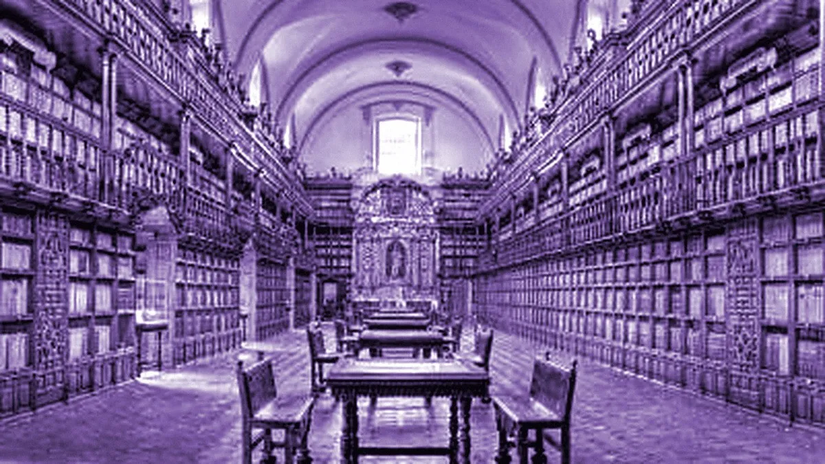 Puebla, Mexico — panoramic view of Palafoxiana Library