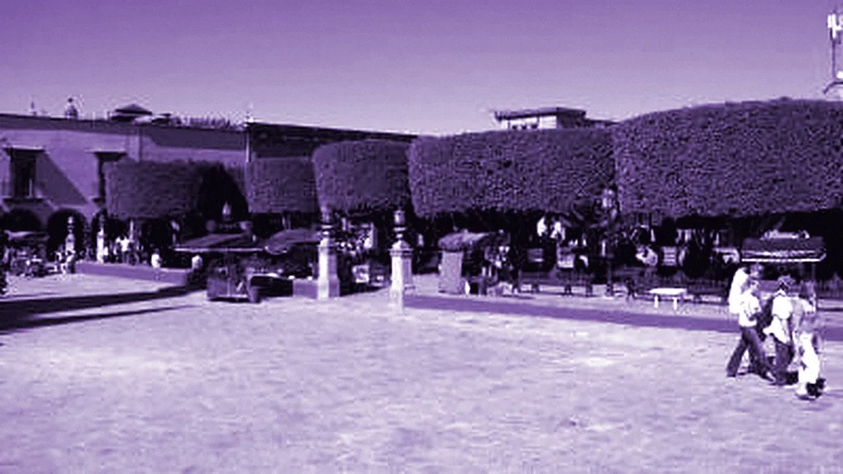San Miguel de Allende, Mexico — panoramic view of Plaza Allende