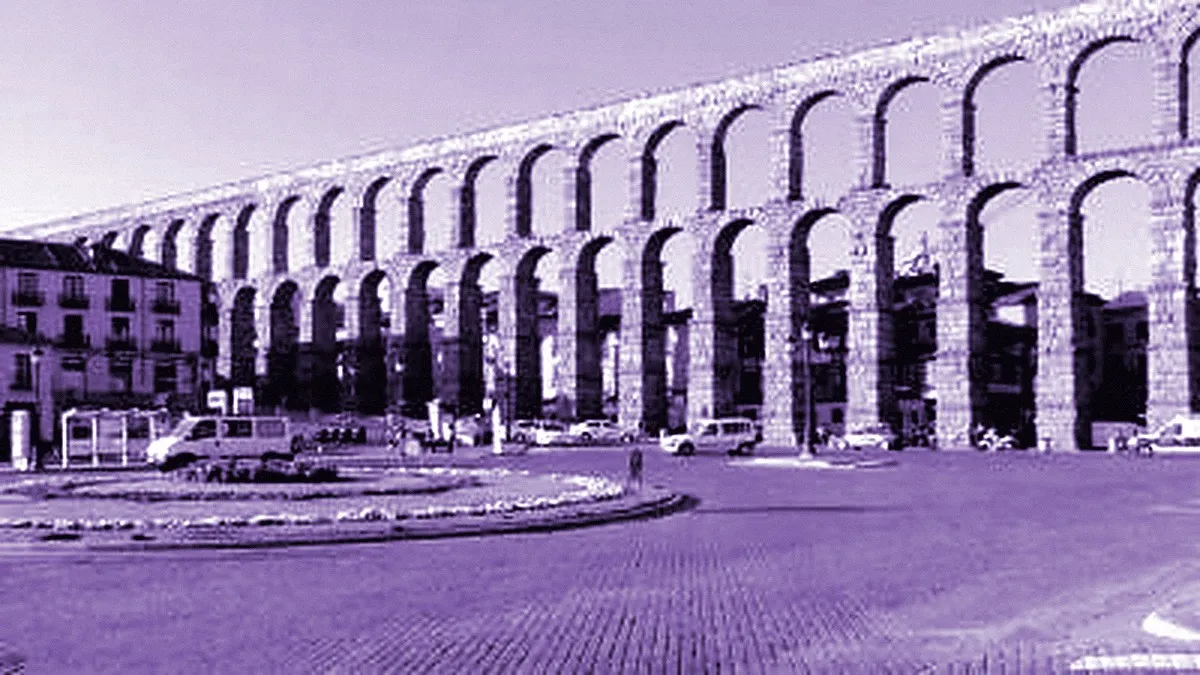 Segovia, Spain — panoramic view of Aqueduct of Segovia