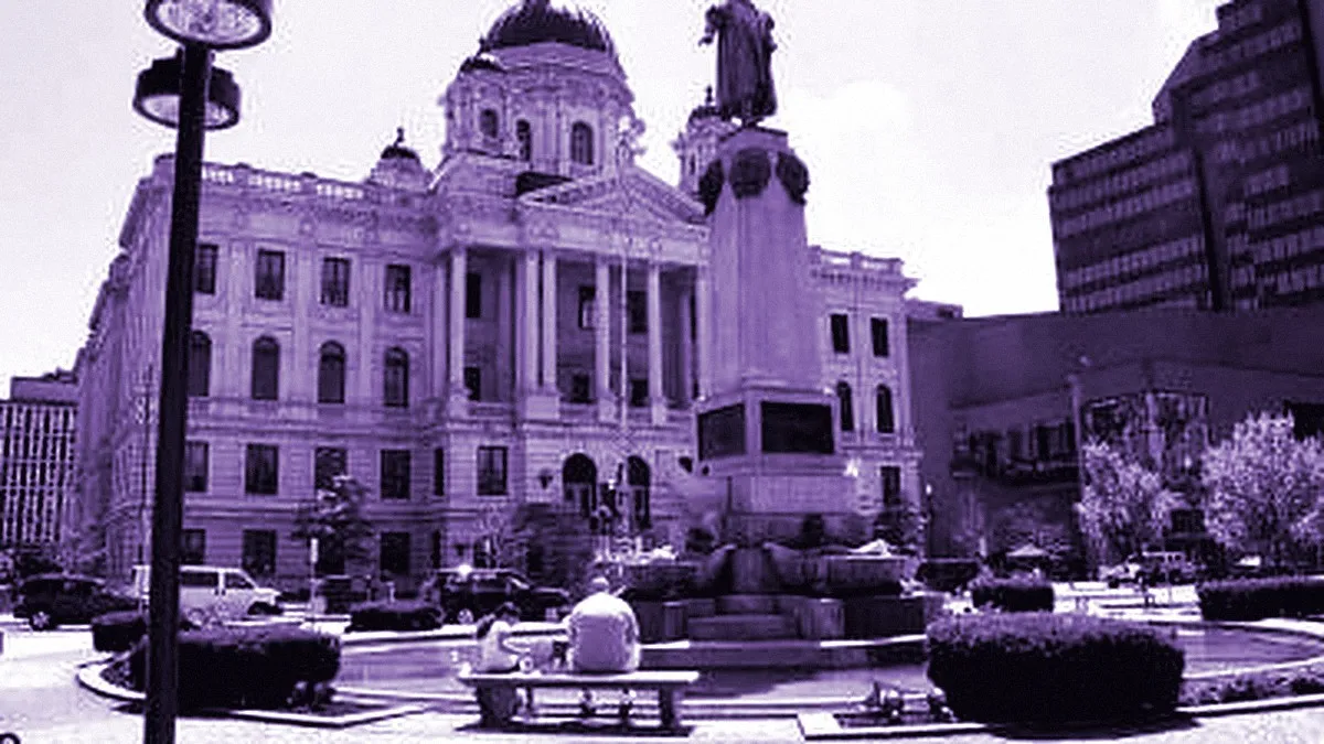 Syracuse, United States — panoramic view of Clinton Square
