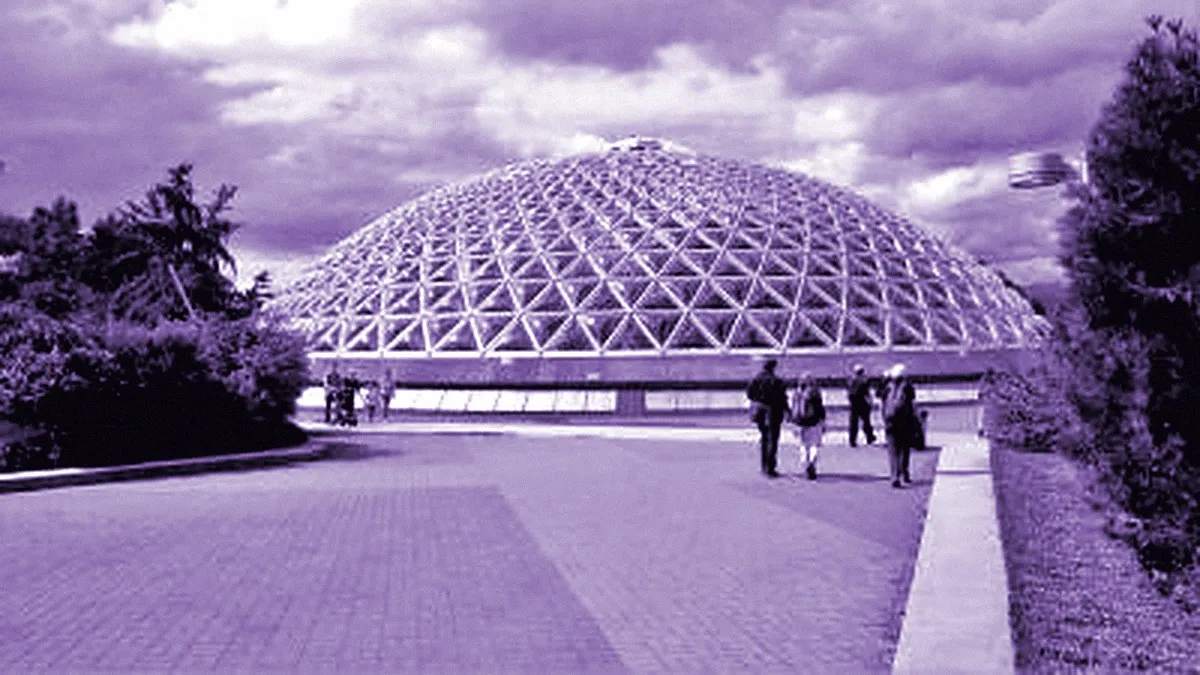 Vancouver, Canada — panoramic view of Bloedel Conservatory